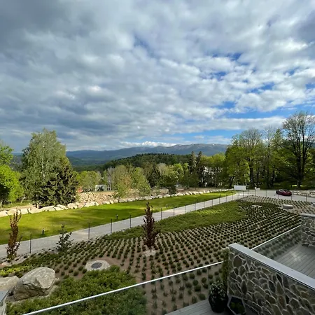 Kras 304 شكلارسكا بوريبا